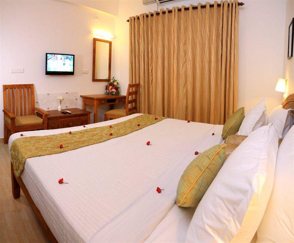 Готель Abad Pepper Route Kochi Екстер'єр фото